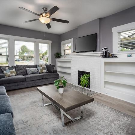 Spacious Home Near Downtown San Antonio Bagian luar foto